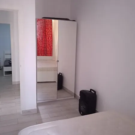 La Casa Di Daniele بيت للعطل *